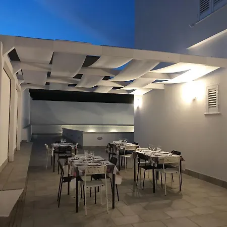 La Maison Nocleg ze śniadaniem 5*